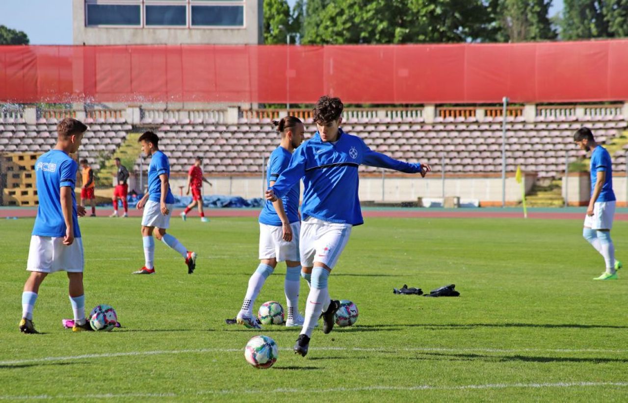 Florinel Coman are o sosie chiar la FCSB! Cine e fotbalistul care îi seamănă perfect vedetei lui Gigi Becali_12