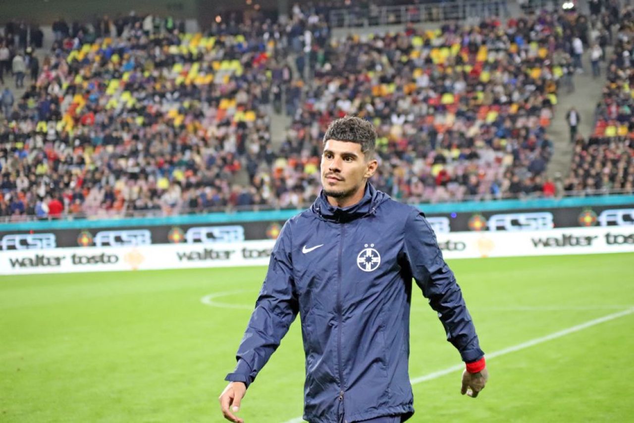 Florinel Coman are o sosie chiar la FCSB! Cine e fotbalistul care îi seamănă perfect vedetei lui Gigi Becali_21