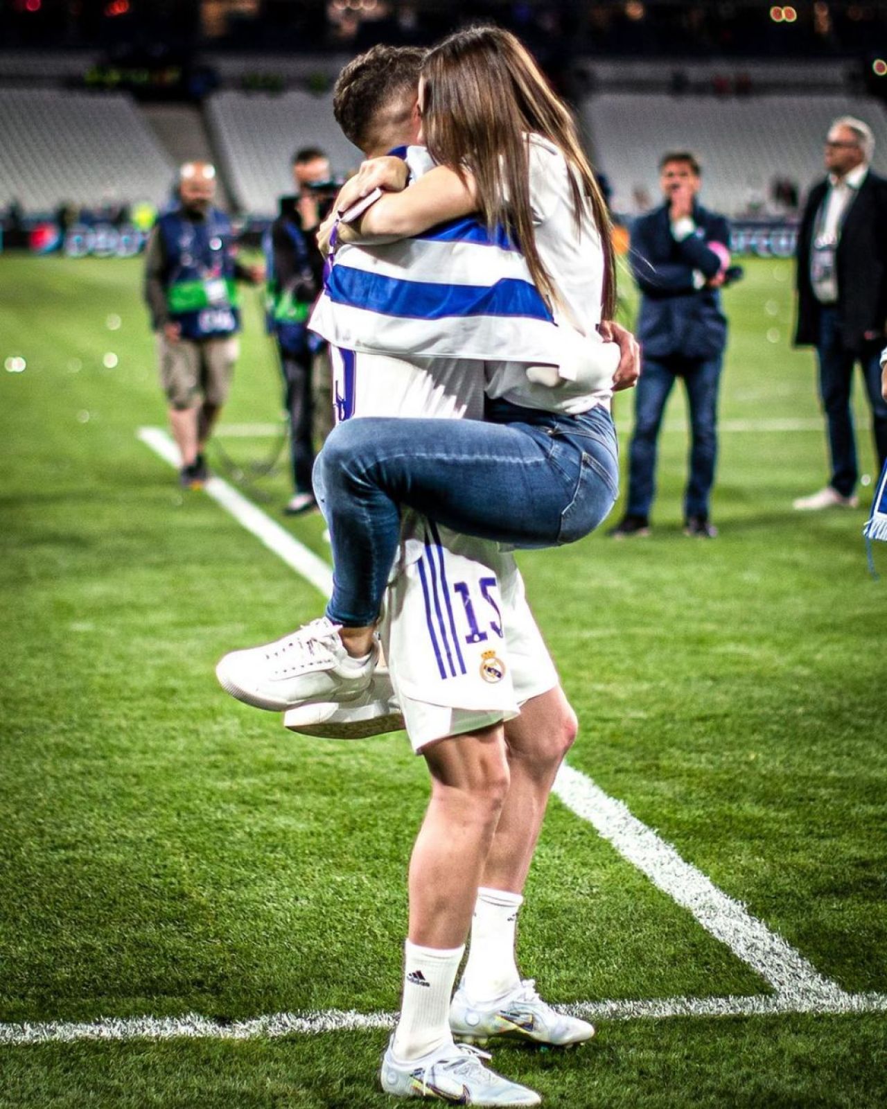 Soția unui star de la Real Madrid a taxat-o pe PSG după eliminarea galacticilor: