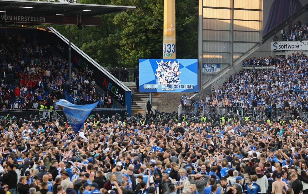 Prima echipă care a promovat matematic în Bundesliga! Revenire după șase ani_6