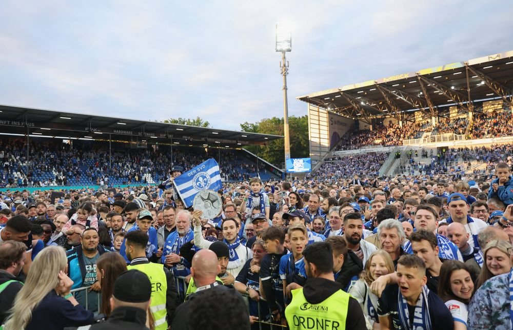 Prima echipă care a promovat matematic în Bundesliga! Revenire după șase ani_8