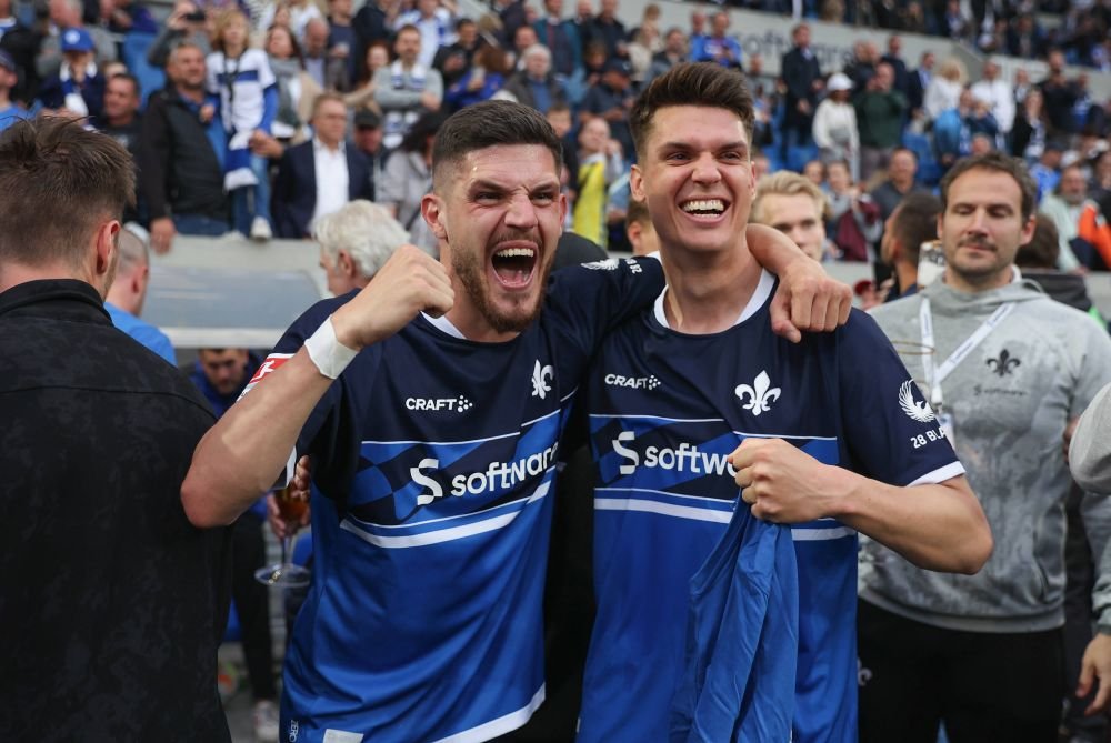 Prima echipă care a promovat matematic în Bundesliga! Revenire după șase ani_9