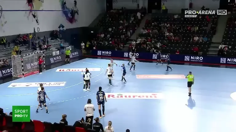 Start fulgerător &icirc;n Dunărea Brăila - CSM București (Pro Arena VOYO)