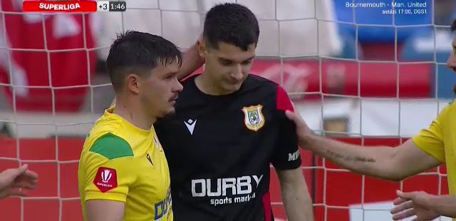 Debut de coșmar pentru un puști de 17 ani în Botoșani - Mioveni 5-1! A încasat două goluri în 8 minute, dintre care unul din corner!_3