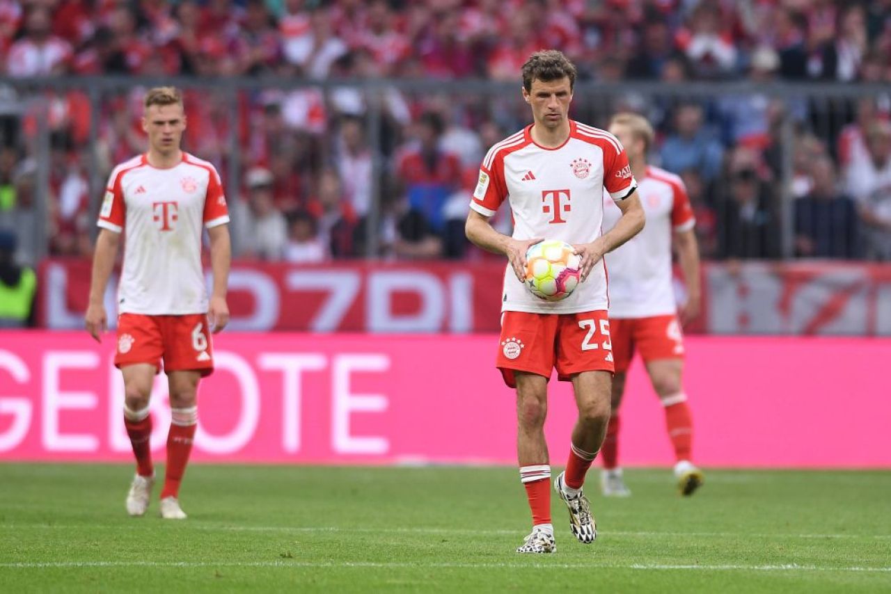 Lovitură de teatru! Bayern pierde și îi pune titlul în brațe Borussiei Dortmund_3