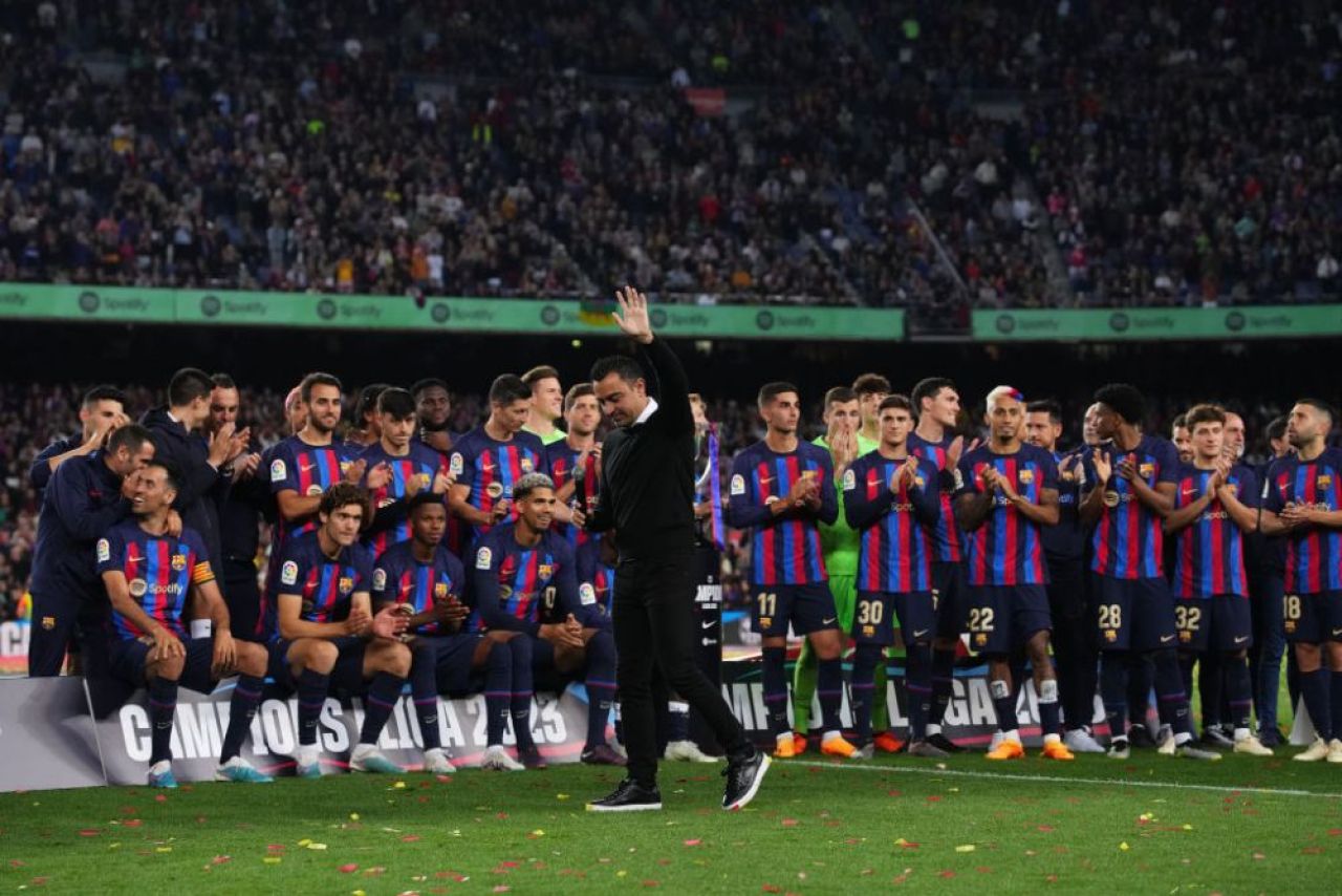 FC Barcelona a primit trofeul de campioană pe Camp Nou. Cele mai frumoase imagini de la sărbătoarea catalanilor_9
