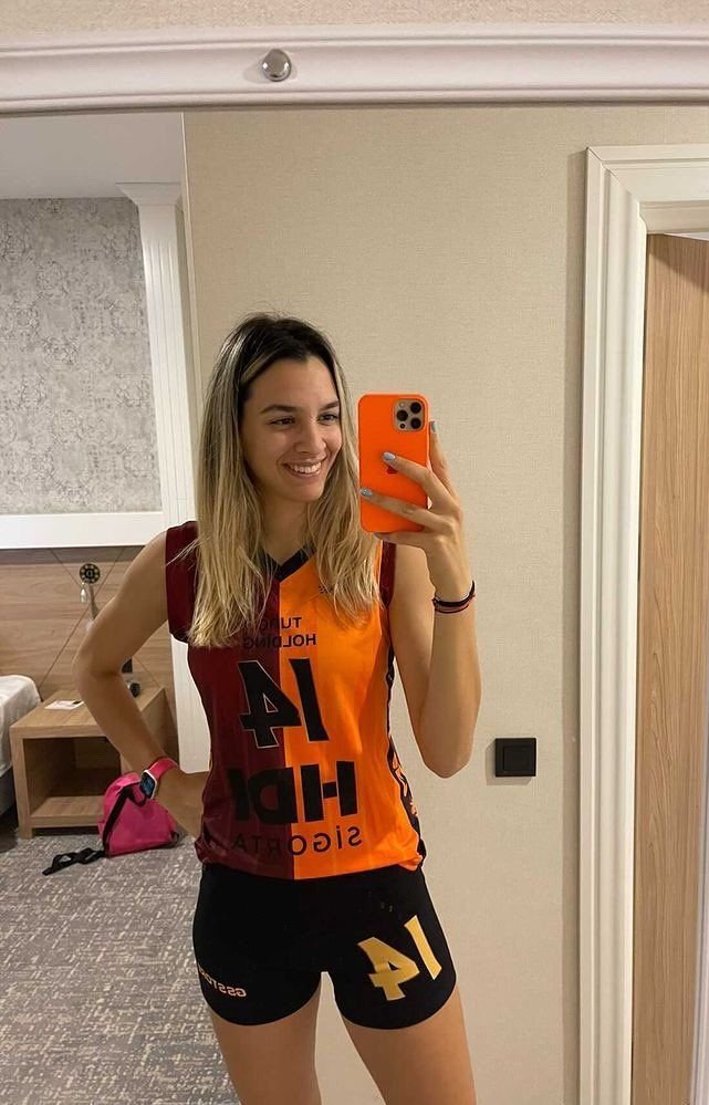 Superba Alexia Căruțașu a câștigat Champions League! Este al treilea trofeu consecutiv pentru echipa româncei_4