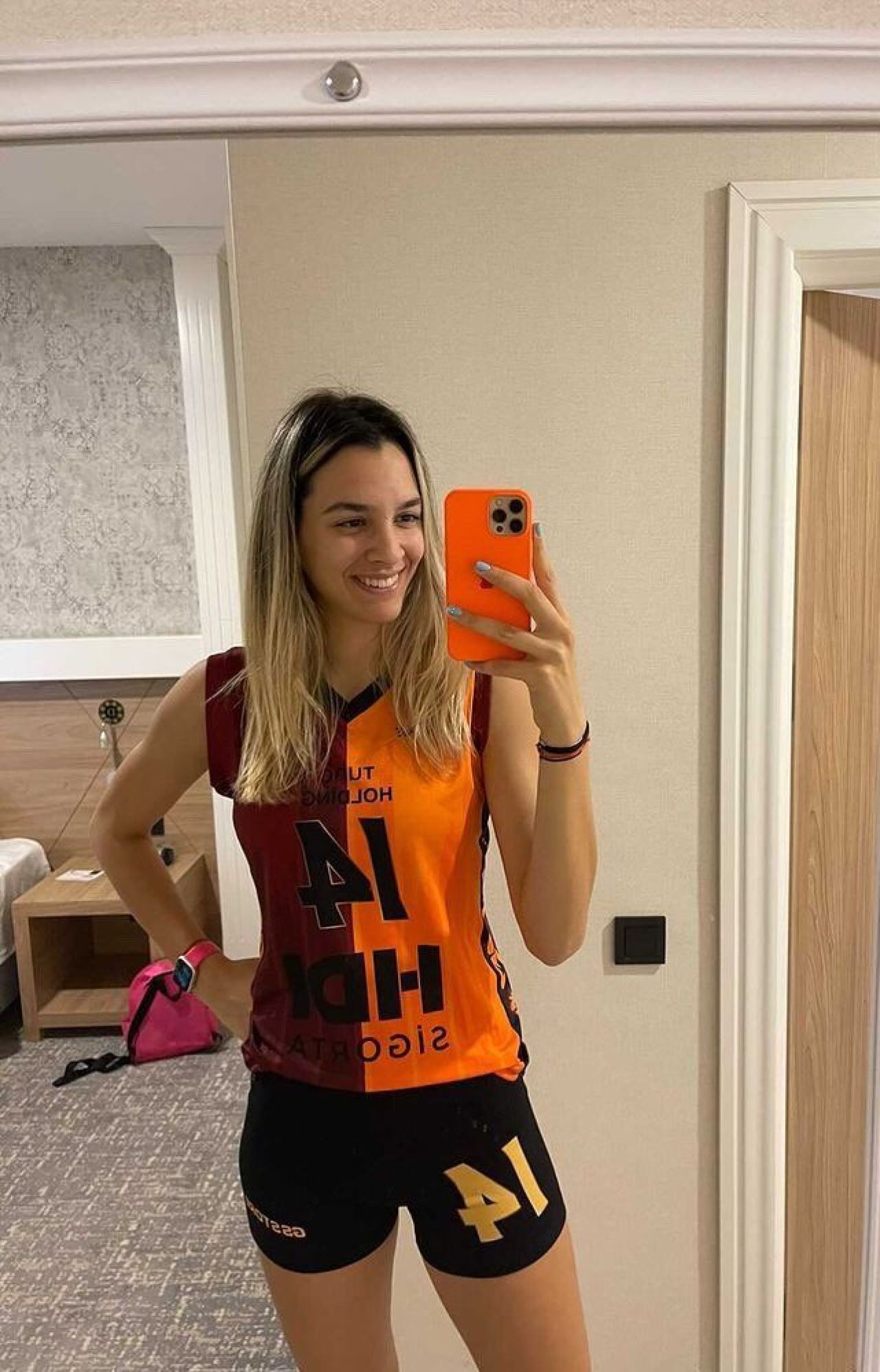 Superba Alexia Căruțașu a câștigat Champions League! Este al treilea trofeu consecutiv pentru echipa româncei_4