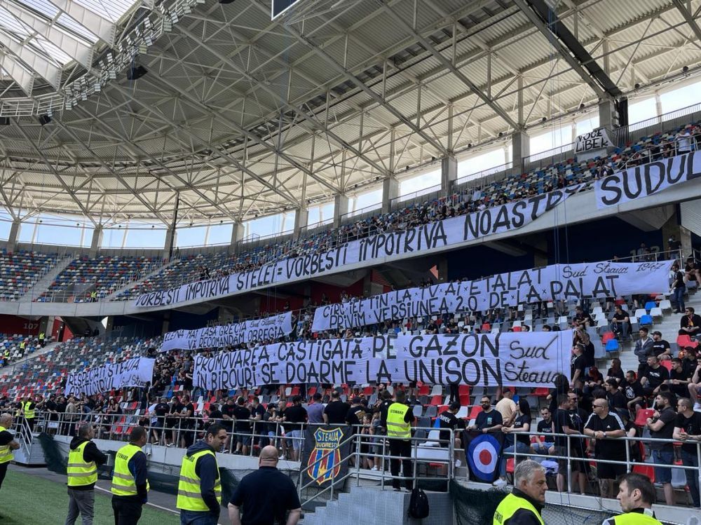 Fanii lui CSA Steaua au întors armele împotriva lui Florin Talpan! Mesajele Peluzei Sud + tribunele goale de pe Ghencea _3