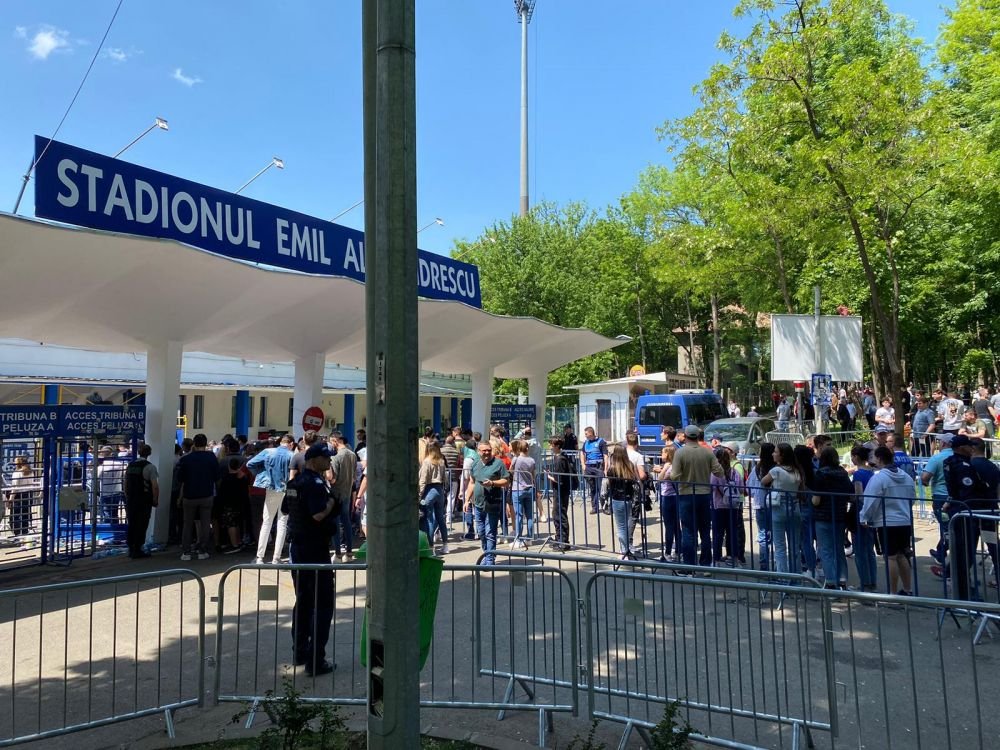 Au luat cu asalt stadionul! Fanii au umplut tribunele la Poli Iași - Dinamo_8
