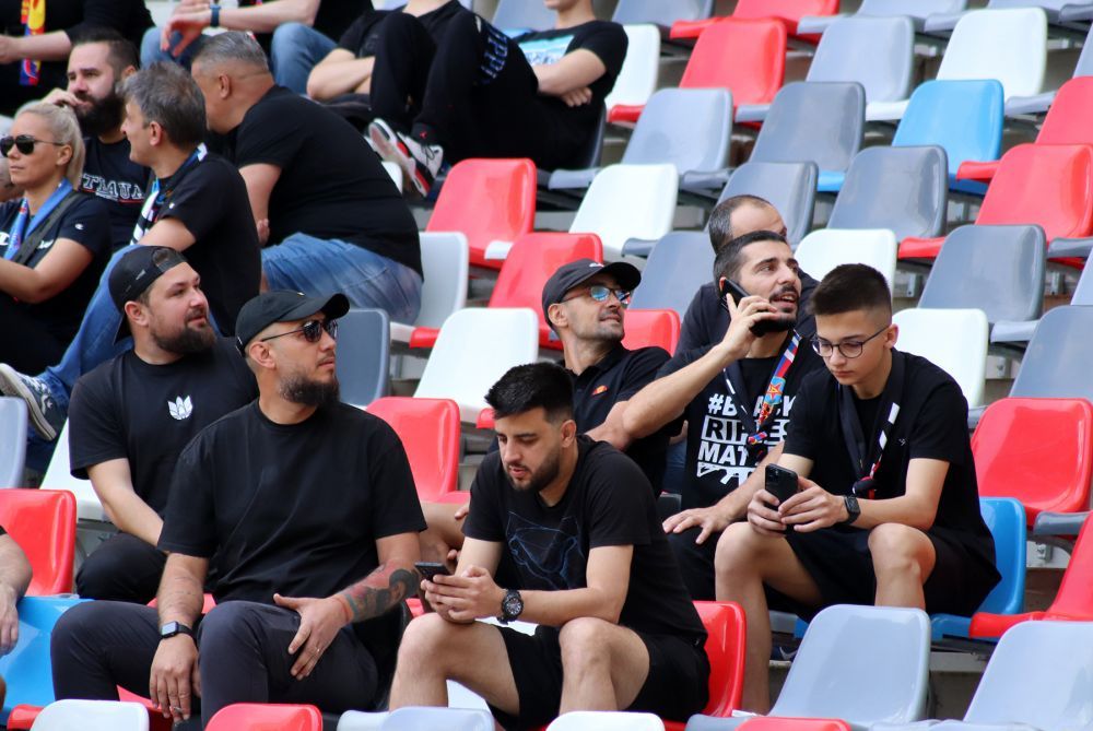 Fanii lui CSA Steaua au întors armele împotriva lui Florin Talpan! Mesajele Peluzei Sud + tribunele goale de pe Ghencea _11