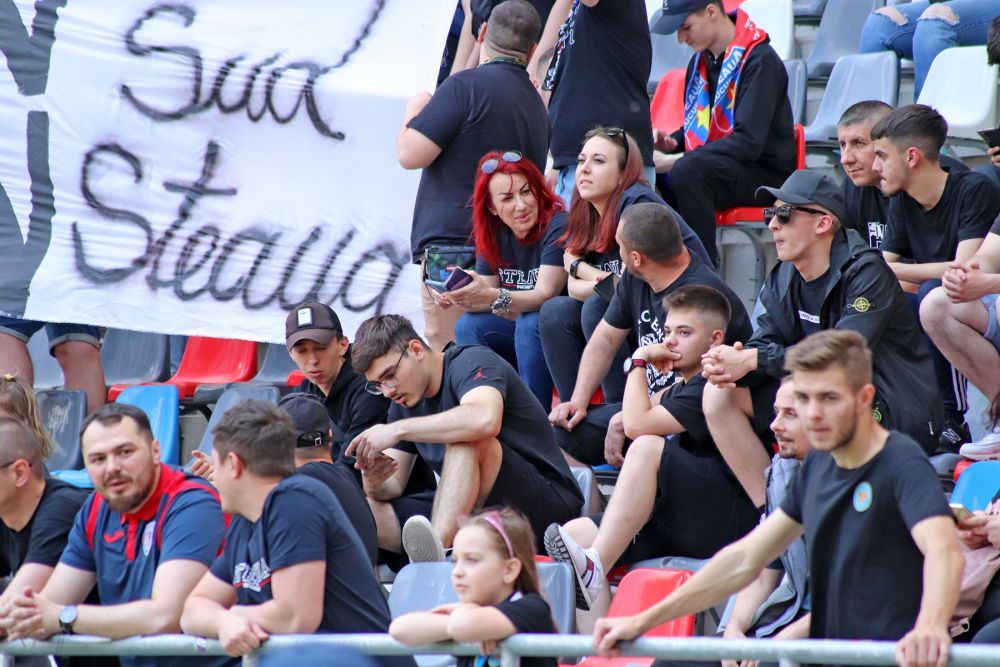 Fanii lui CSA Steaua au întors armele împotriva lui Florin Talpan! Mesajele Peluzei Sud + tribunele goale de pe Ghencea _13