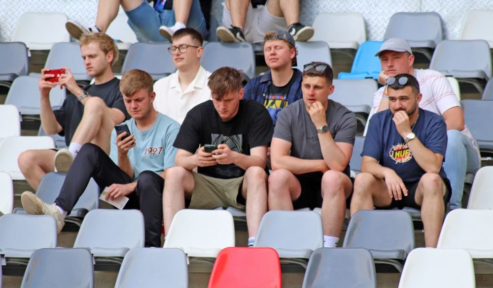 Fanii lui CSA Steaua au întors armele împotriva lui Florin Talpan! Mesajele Peluzei Sud + tribunele goale de pe Ghencea _16