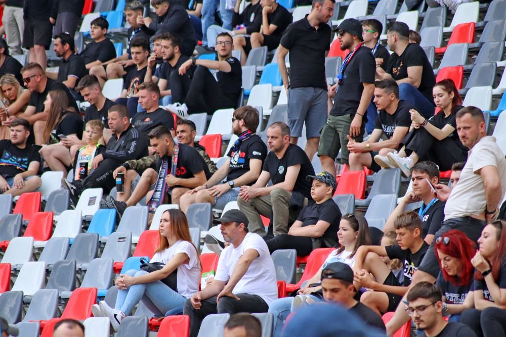 Fanii lui CSA Steaua au întors armele împotriva lui Florin Talpan! Mesajele Peluzei Sud + tribunele goale de pe Ghencea _17