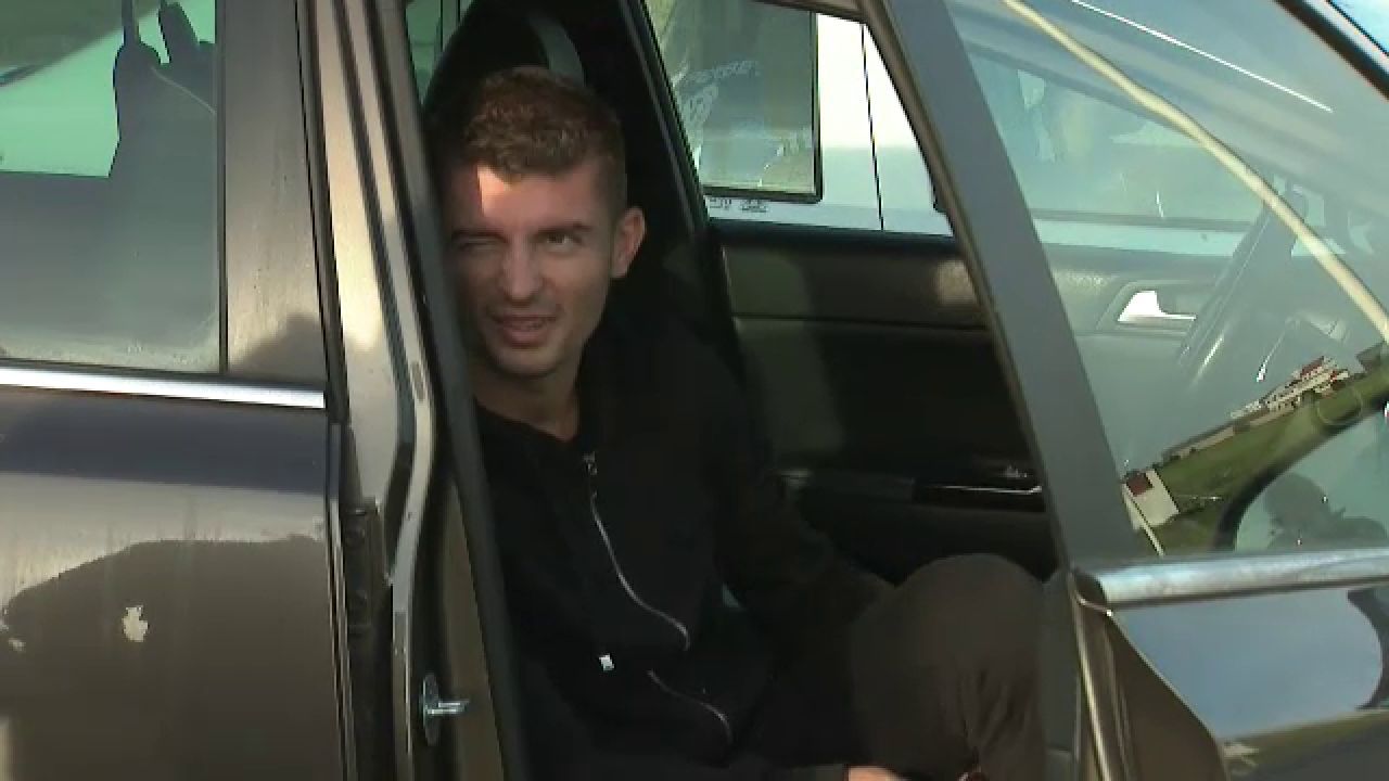 Surpriză! A venit din Abu Dhabi să-și susțină fosta echipă. Farul - FCSB e LIVE TEXT de la 21:00_15