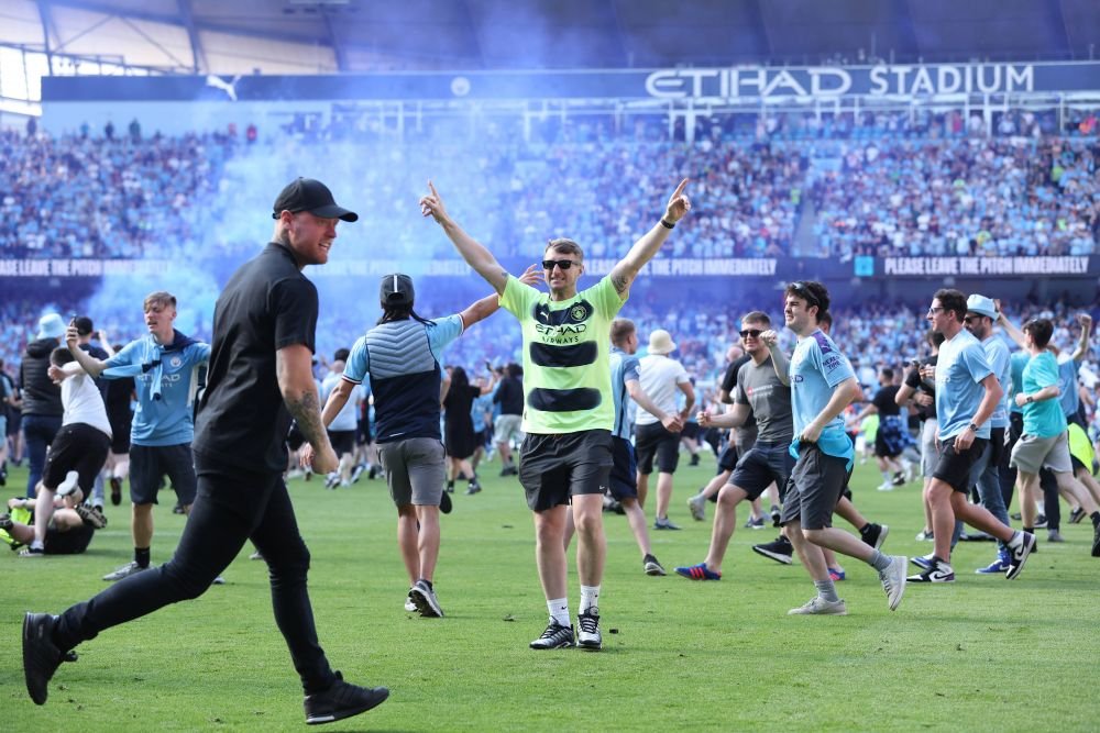 Manchester City a sărbătorit titlul de campioană în Premier League cu o victorie cu Chelsea!_17