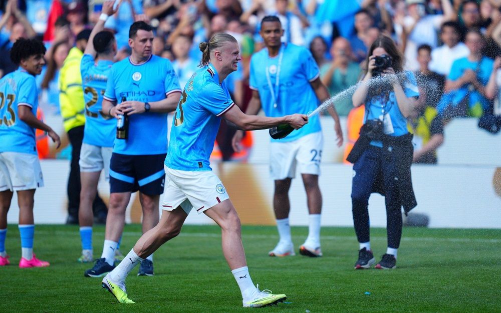 Manchester City a sărbătorit titlul de campioană în Premier League cu o victorie cu Chelsea!_19