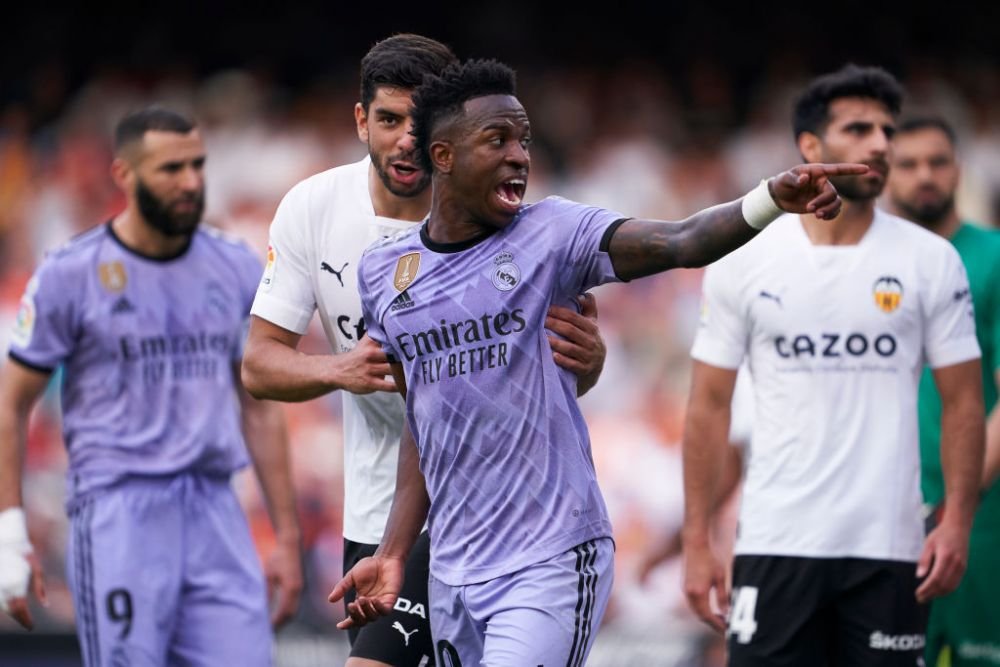 Lovitură pentru Real Madrid! Vinicius amenință cu plecarea după scandalul imens de rasism! Anunțul brazilienilor _6