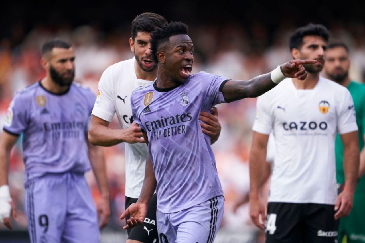 Lovitură pentru Real Madrid! Vinicius amenință cu plecarea după scandalul imens de rasism! Anunțul brazilienilor _6