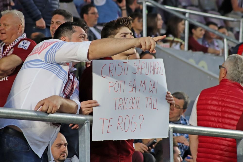 Cum s-a văzut de pe stadion victoria Craiovei în Giulești. Pasiune, controverse și artificii_19