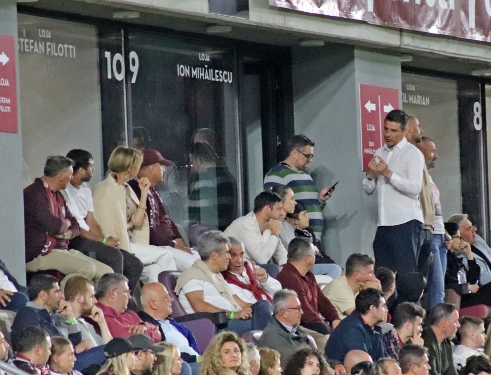 Cum s-a văzut de pe stadion victoria Craiovei în Giulești. Pasiune, controverse și artificii_39