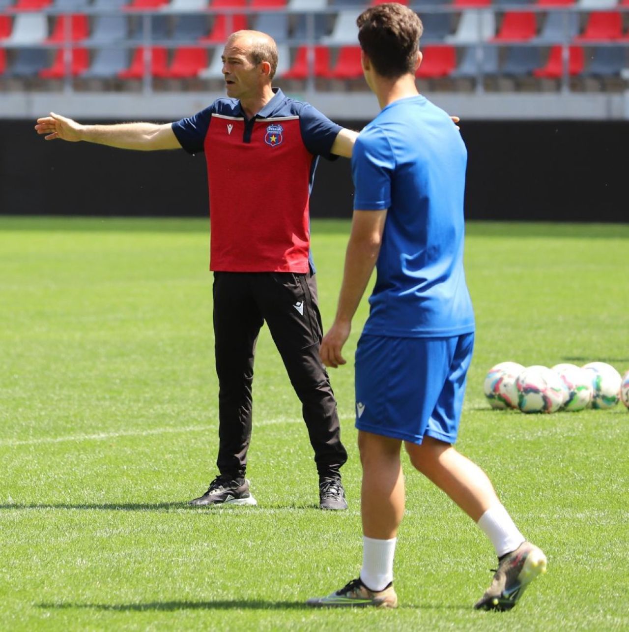 Steaua este peste FCSB! Echipa de fotbal din Ghencea care luptă pentru eventul campionat - cupă_19