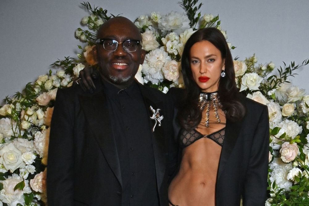Și-a uitat hainele acasă?! Irina Shayk, aproape dezbrăcată pe covorul roșu la Cannes! Cum a apărut _18