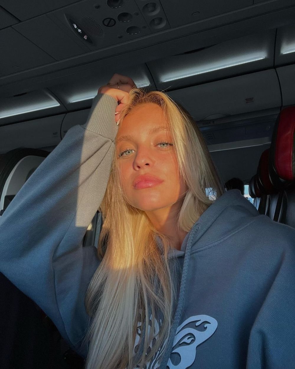 L-a înlocuit pe Joao Felix cu Lando Norris? Cum a fost surprinsă superba Margarida Corceiro_45