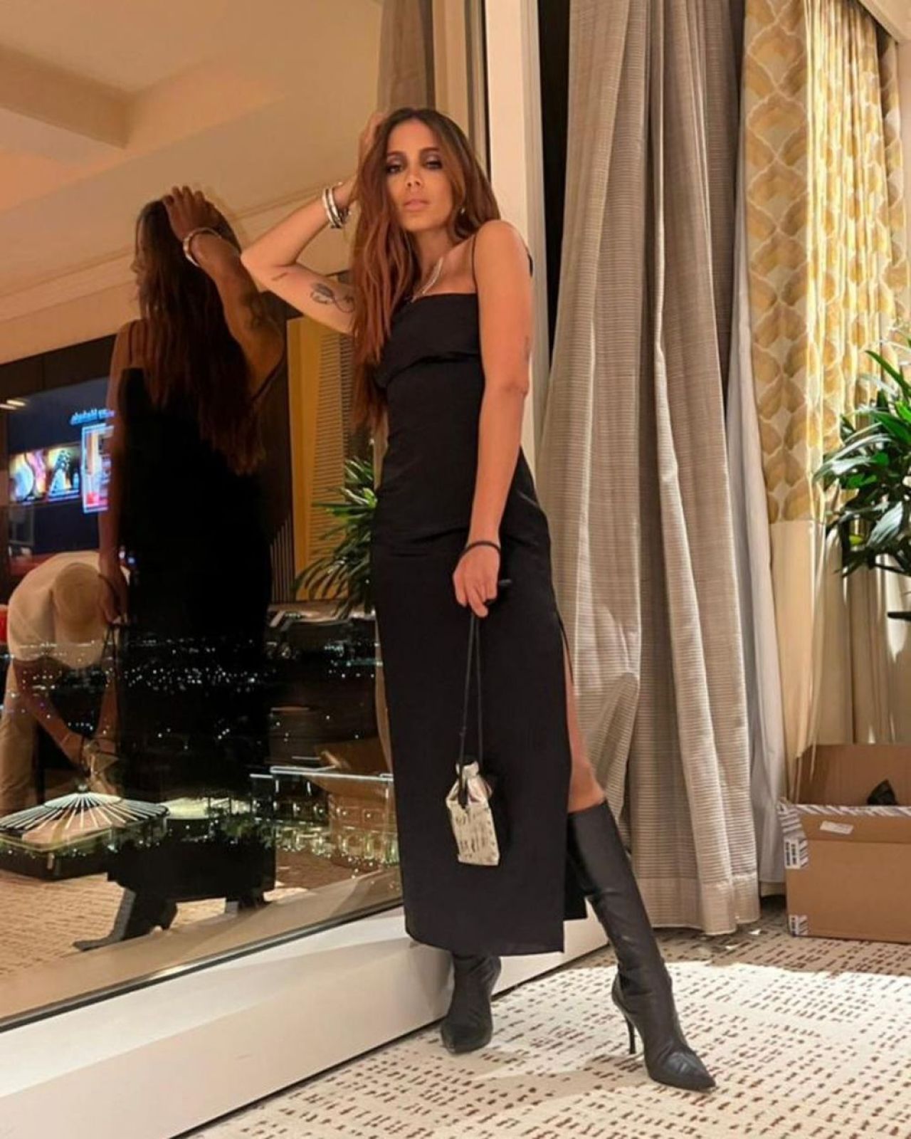 Cea mai sexy braziliancă promite show în finala UEFA Champions League! Prietena lui Maluma și Vinicius cântă în deschidere _85