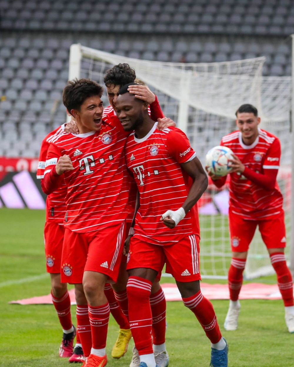 Fostul atacant al lui Dinamo, golgheter la Bayern Munchen! A marcat o ”dublă” în ultima etapă_28