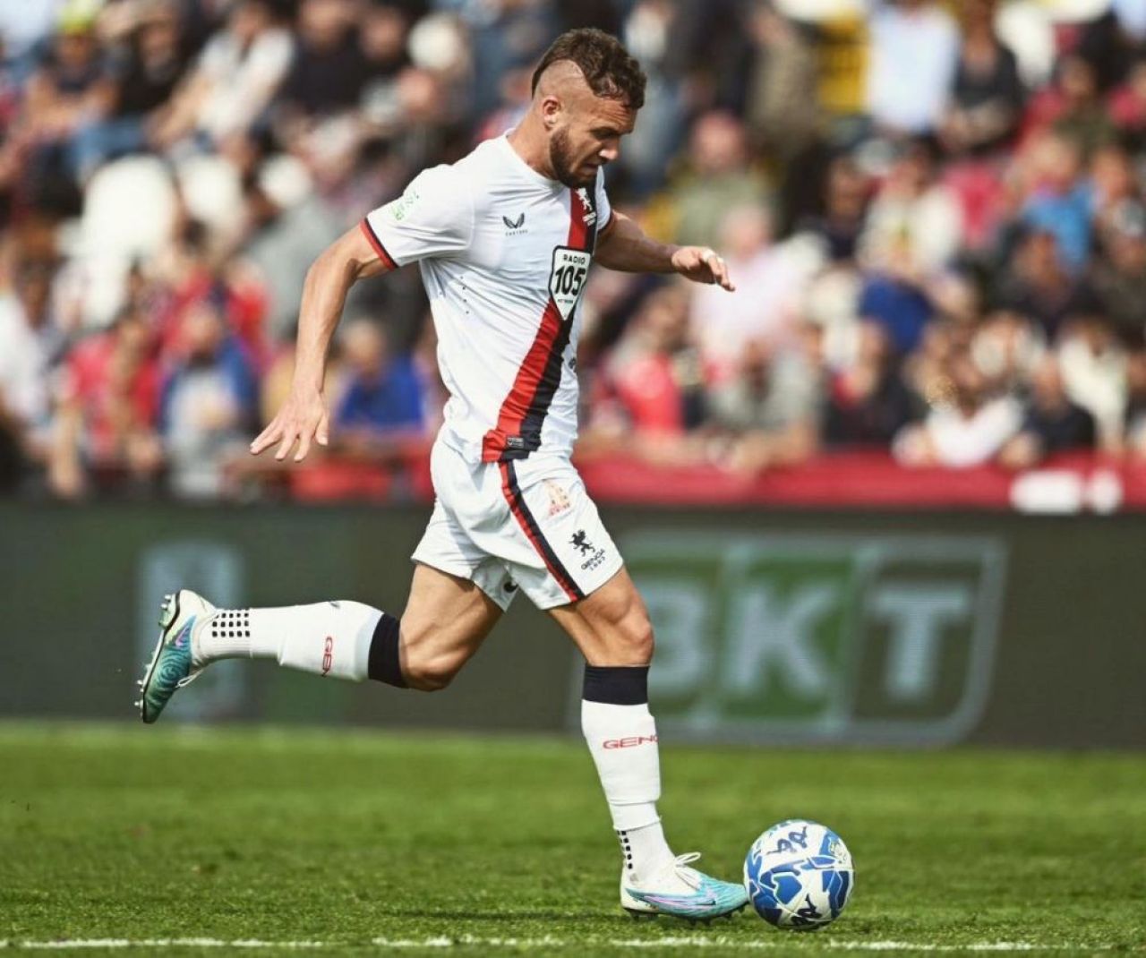 „De ce să mă întorc?” George Pușcaș exclude o revenire în România după ce a promovat cu Genoa în Serie A _3