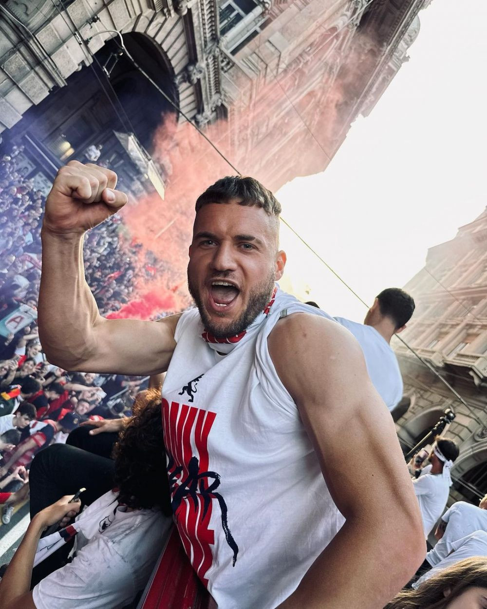 „De ce să mă întorc?” George Pușcaș exclude o revenire în România după ce a promovat cu Genoa în Serie A _7