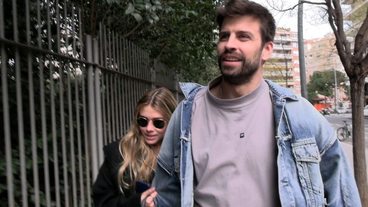 Pe asta nu a făcut-o nici cu Shakira! Pique, gata să facă pasul cel mare alături de Clara Chia?! Cum a fost surprins în Barcelona _5