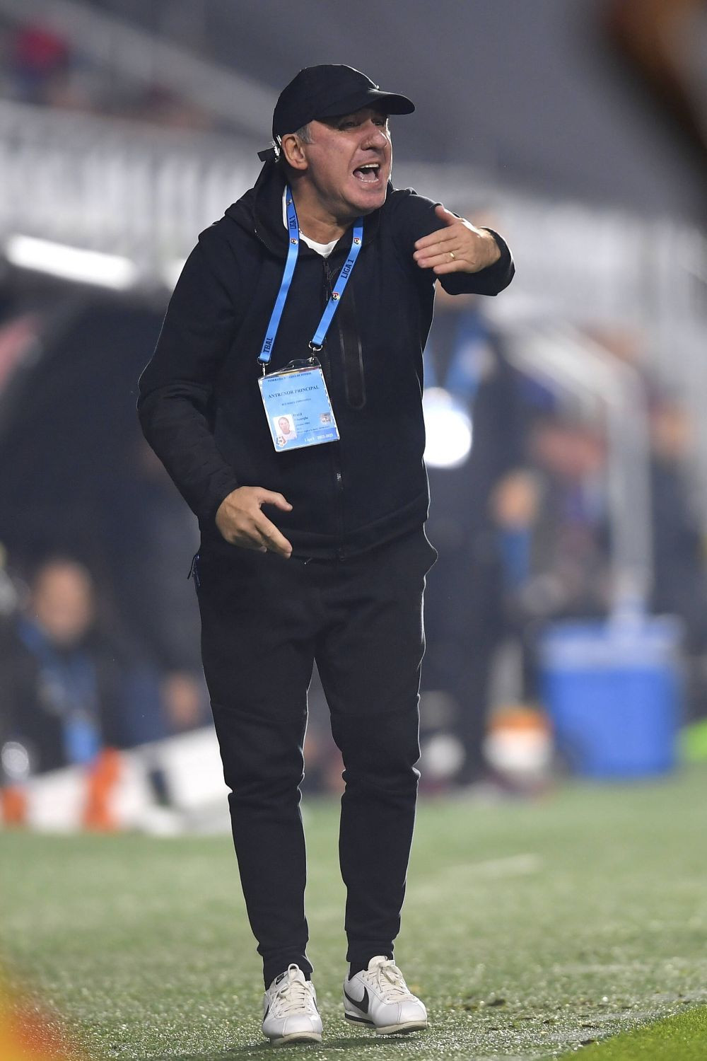 Mesajul lui Vlad Hagiu pentru Gheorghe Hagi_27