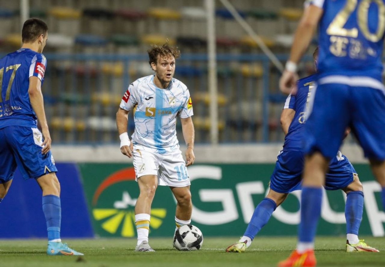 Talentul uriaș pe care Barcelona plătea 5 milioane €, așteptat la Rapid: „Trebuie să joace urgent, fie și în România!”_4