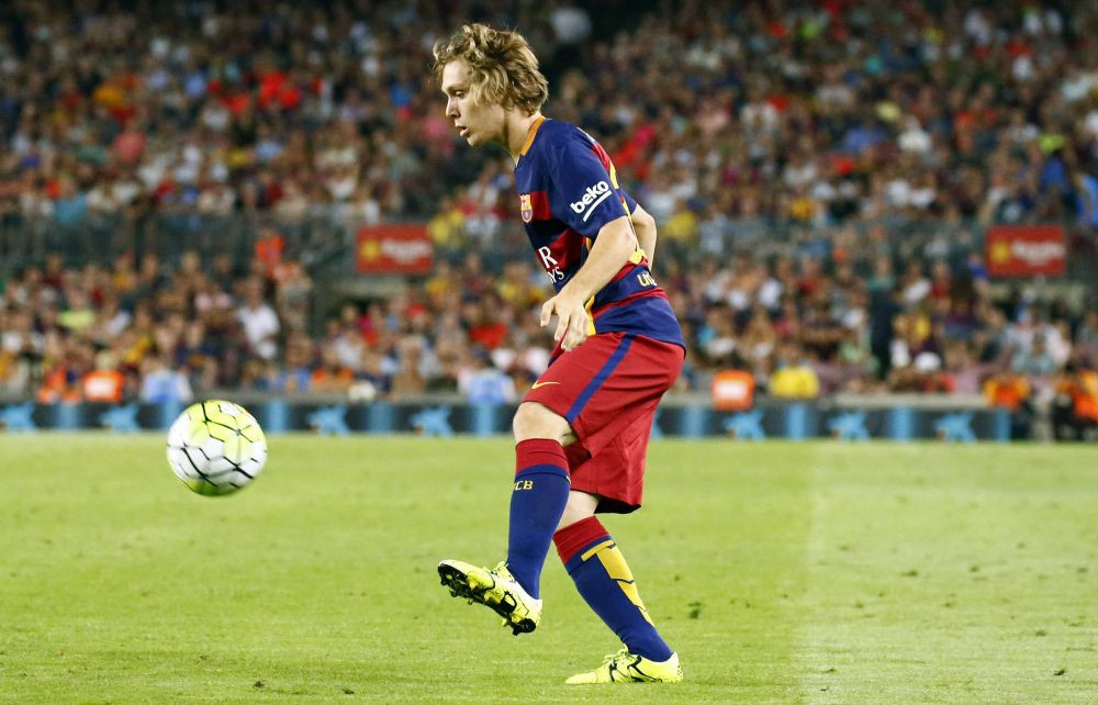 Talentul uriaș pe care Barcelona plătea 5 milioane &euro;, așteptat la Rapid: &bdquo;Trebuie să joace urgent, fie și &icirc;n Rom&acirc;nia!&rdquo;
