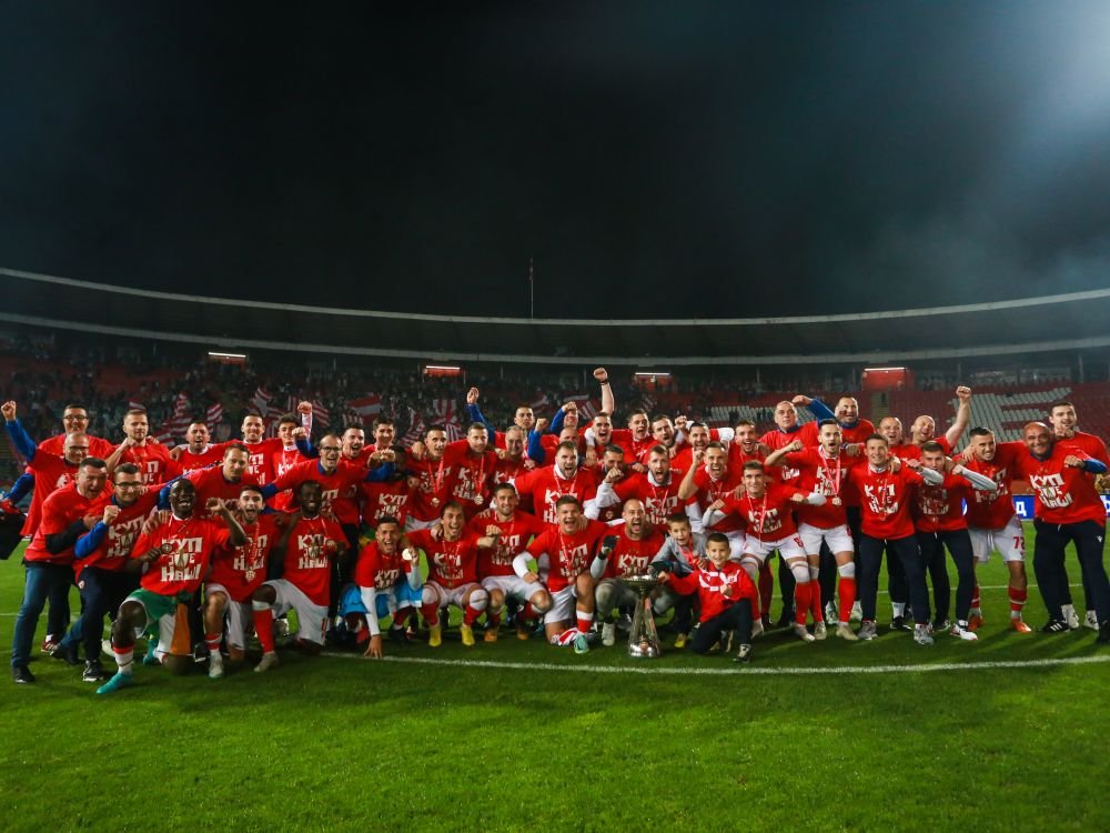 Super echipa din țara vecină e „patroana” Europei: merge direct în grupele Champions League și tocmai a luat eventul _6