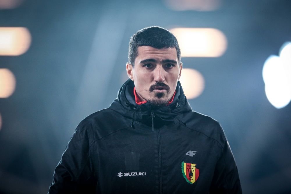 Marius Briceag da, Ronaldo Deaconu ba! Cel mai bun fotbalist al lui Korona Kielce, din nou lăsat în afara lotului naționalei_7