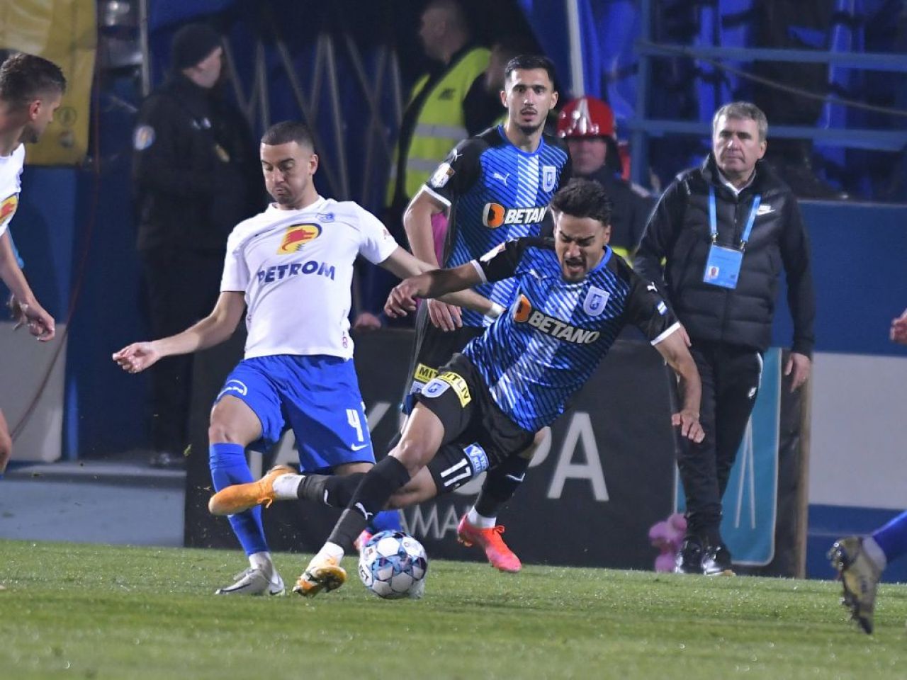 Rapid transferă, dar și dă afară! Fotbalistul cu selecții la naționala Franței, OUT din Giulești_7