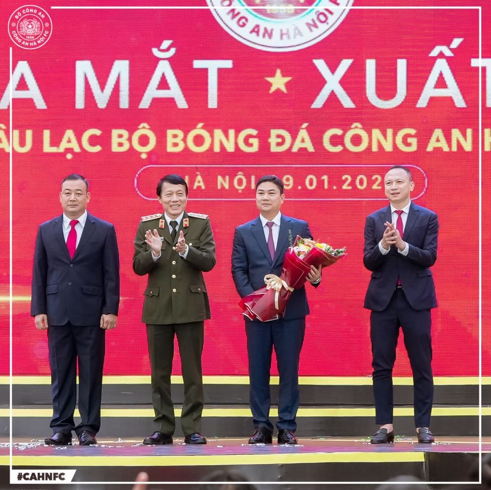 Deși a jucat un singur meci tot sezonul, fostul atacant de la FCSB este în continuare în topul golgheterilor!_11