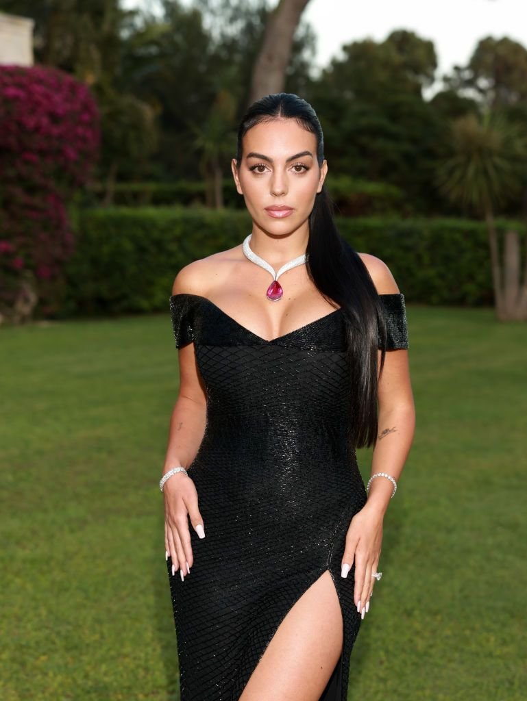 Colierul de peste un milion de euro, purtat de Georgina Rodriguez! Partenera lui Cristiano Ronaldo a apărut așa la eveniment_9