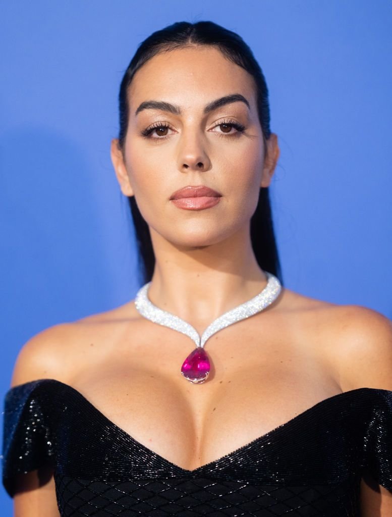 Colierul de peste un milion de euro, purtat de Georgina Rodriguez! Partenera lui Cristiano Ronaldo a apărut așa la eveniment_10