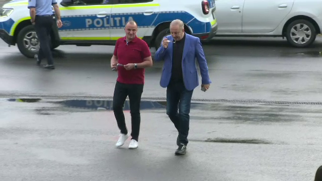 Prezență surpriză la meciul FCSB - Rapid! Omul care o vrea pe CSA în Superliga, în tribune pe Arena Națională_11