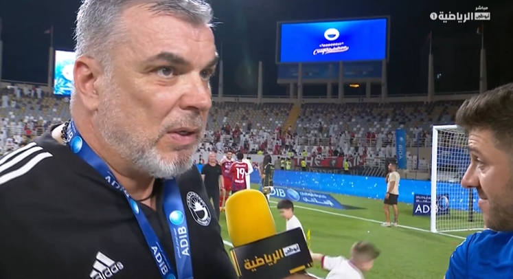 Cosmin Olăroiu, un nou trofeu cu Al Sharjah! Discurs îngrijorător la finalul partidei, vizibil afectat: 