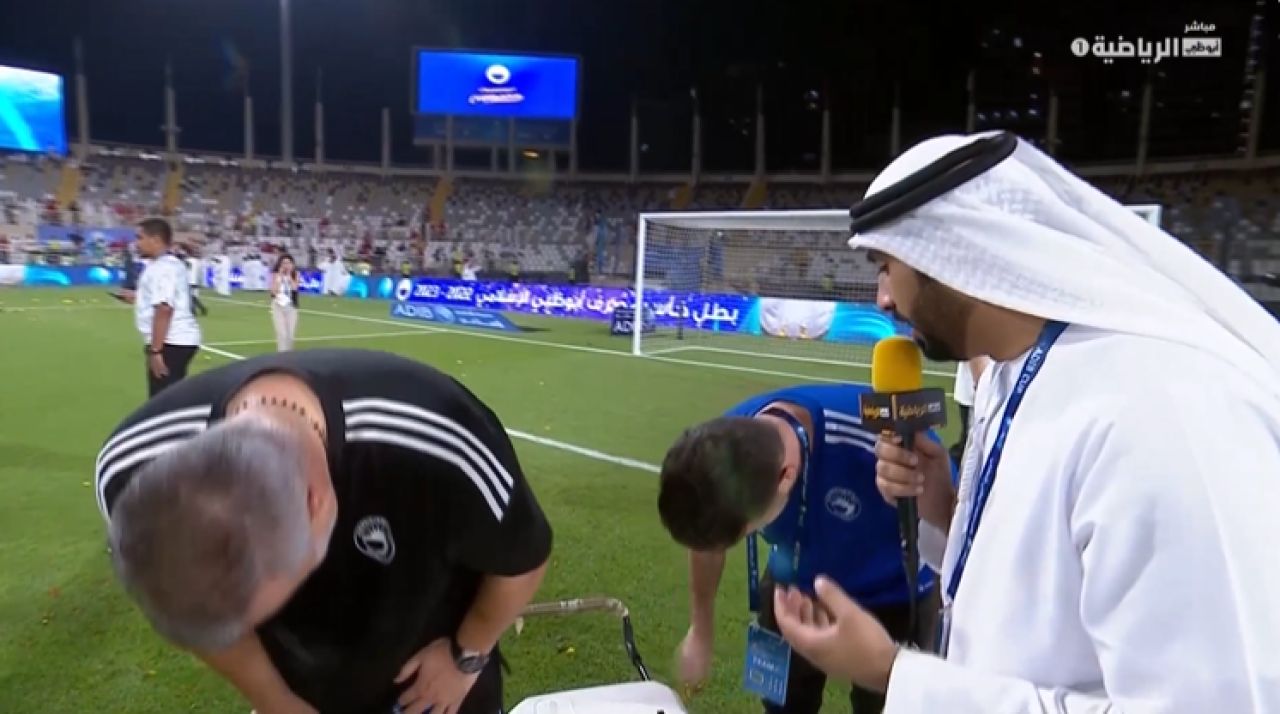 Cosmin Olăroiu, un nou trofeu cu Al Sharjah! Discurs îngrijorător la finalul partidei, vizibil afectat: