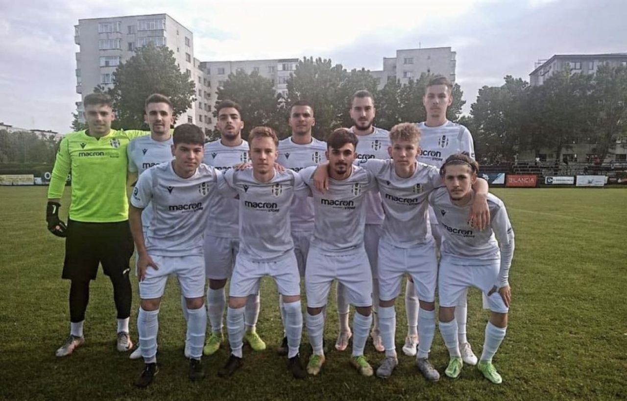 Dezastru pentru CS FC Dinamo, echipa lui Nicolae Badea, în play-off! 174 de goluri înscrise degeaba în campionat_1