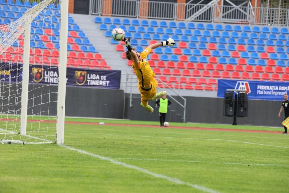 FCSB a demolat-o pe Farul Constanța &icirc;n finala Ligii de Tineret! Goluri fără număr, ultimele 3 marcate &icirc;n 3 minute