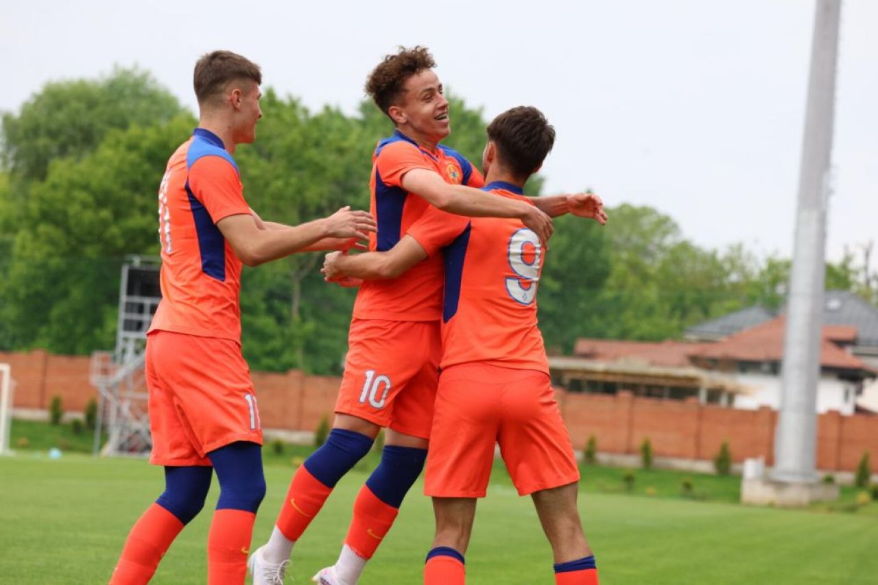 FCSB a demolat-o pe Farul Constanța în finala Ligii de Tineret! Goluri fără număr, ultimele 3 marcate în 3 minute_6