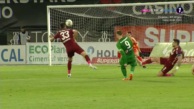 Mamma-mia, Louis! Munteanu a țintit vinclul porții și a înscris un gol de generic în CFR - Farul_6