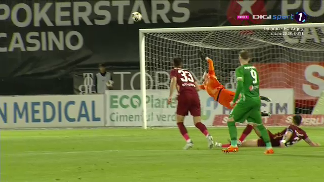 Mamma-mia, Louis! Munteanu a țintit vinclul porții și a înscris un gol de generic în CFR - Farul_10